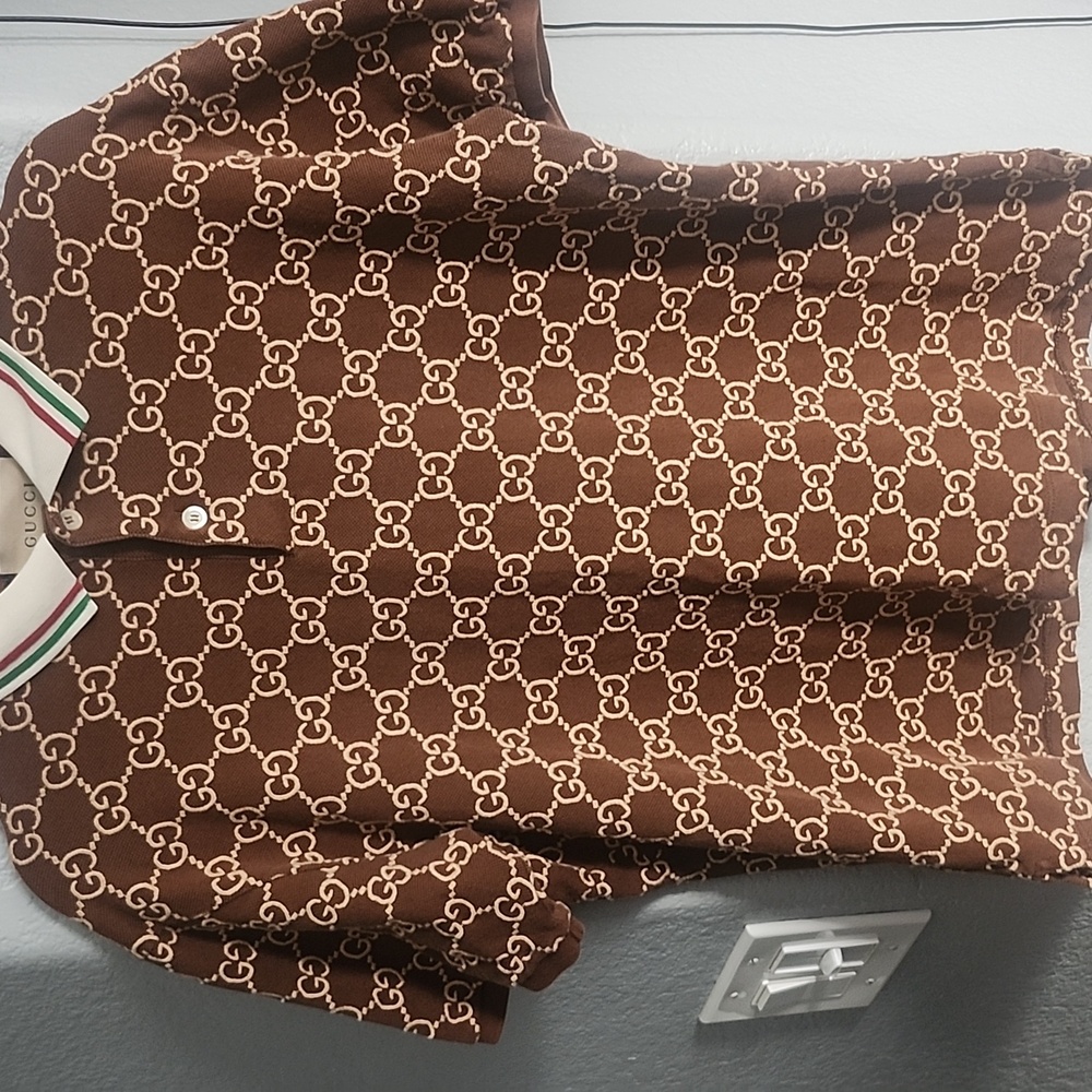 AUTHENTIC Gucci Brown Monogram Polo Shirt - Picture 2 of 9